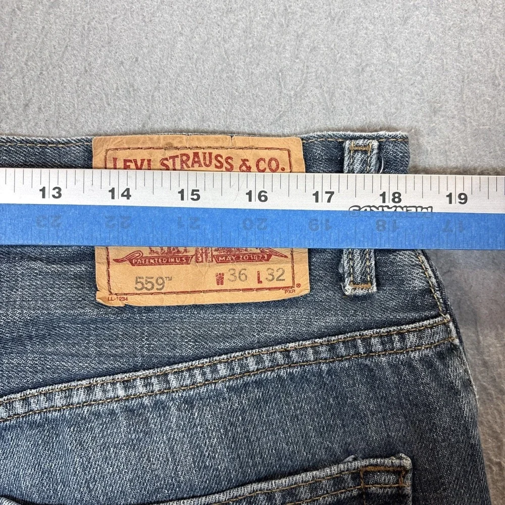 Levis 559 Relaxed Straight Leg Jeans Mens 36x32 Light Wash Blue Denim‎ Baggy Y2K